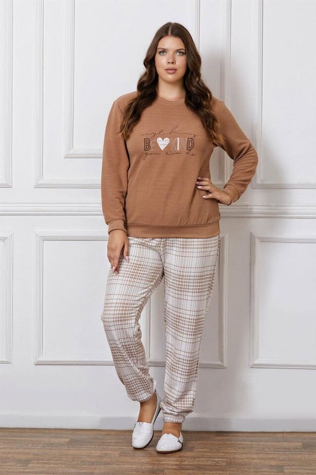 Kışlık Büyük Beden Battal Kalın Kadın Pijama